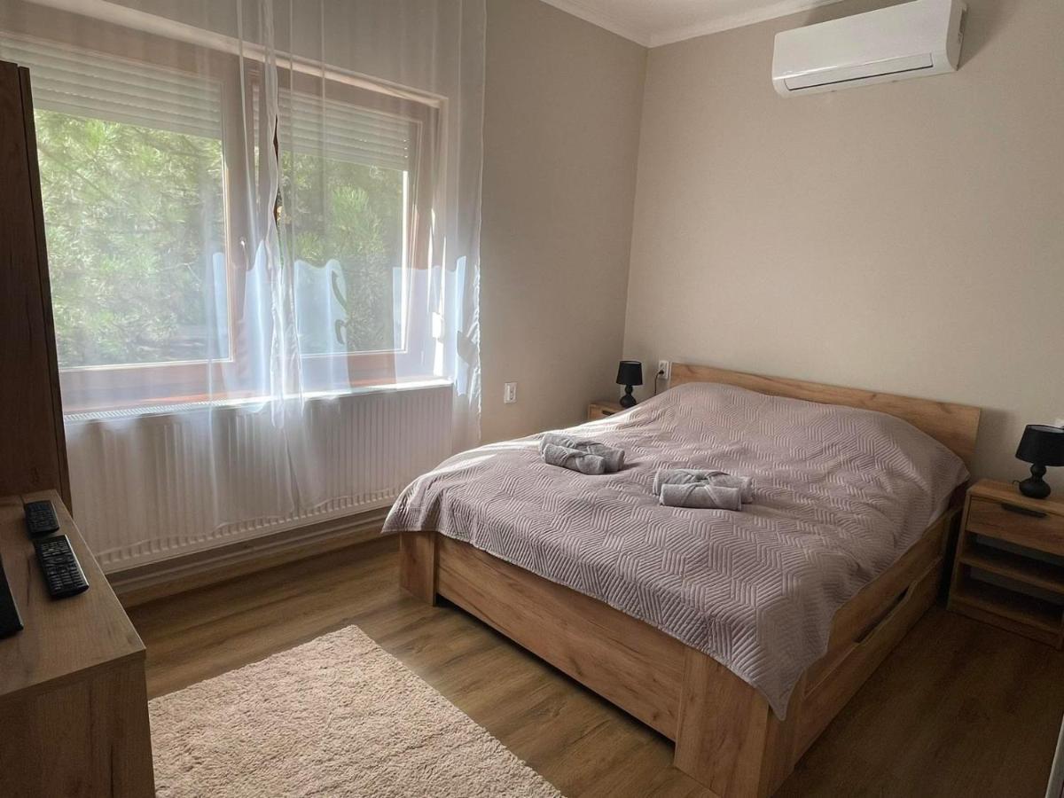 Tulipan Apartman Makó Zewnętrze zdjęcie